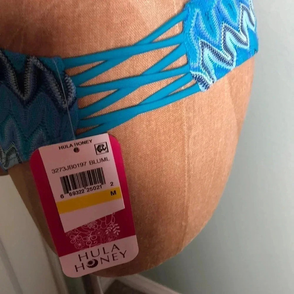 HULA HONEY Bikini Swimsuit - Picture 5 of 7